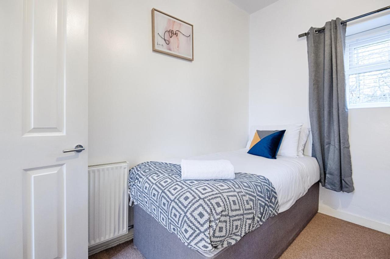 Parking, Smart Tv'S In All Rooms! Σουόνσι Εξωτερικό φωτογραφία