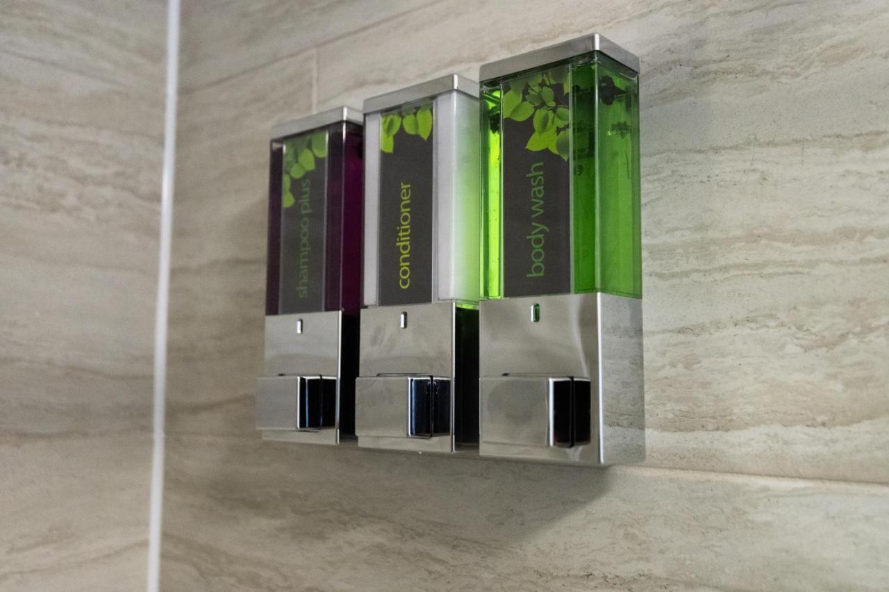 Parking, Smart Tv'S In All Rooms! Σουόνσι Εξωτερικό φωτογραφία