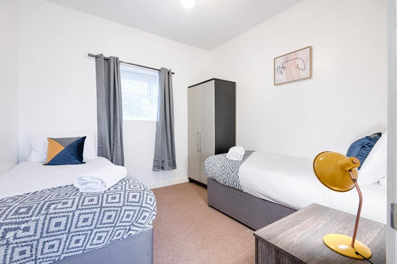 Parking, Smart Tv'S In All Rooms! Σουόνσι Εξωτερικό φωτογραφία