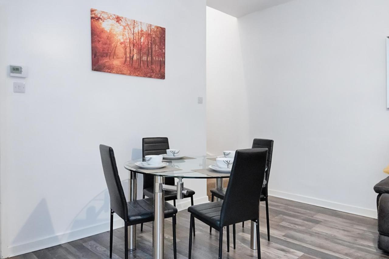 Parking, Smart Tv'S In All Rooms! Σουόνσι Εξωτερικό φωτογραφία